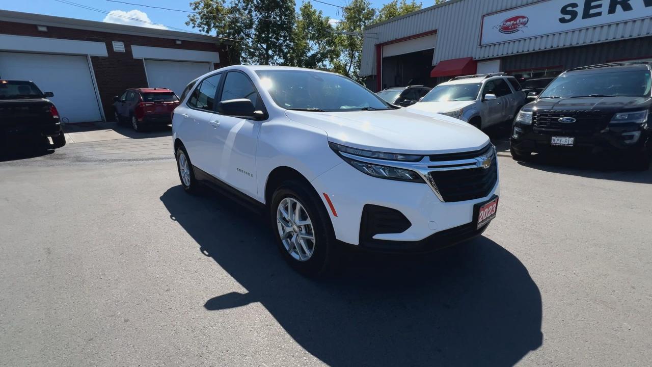 2023 Chevrolet Equinox AWD| HTD SEATS | CARPLAY | REMOTE START | ALLOYS Photo
