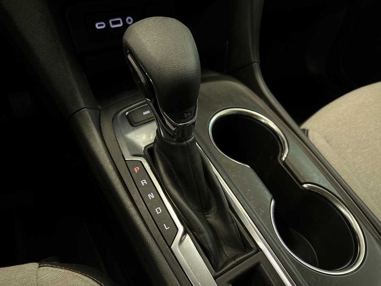 2023 Chevrolet Equinox AWD| HTD SEATS | CARPLAY | REMOTE START | ALLOYS Photo