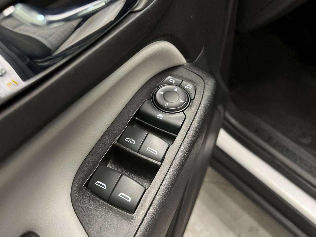2023 Chevrolet Equinox AWD| HTD SEATS | CARPLAY | REMOTE START | ALLOYS Photo