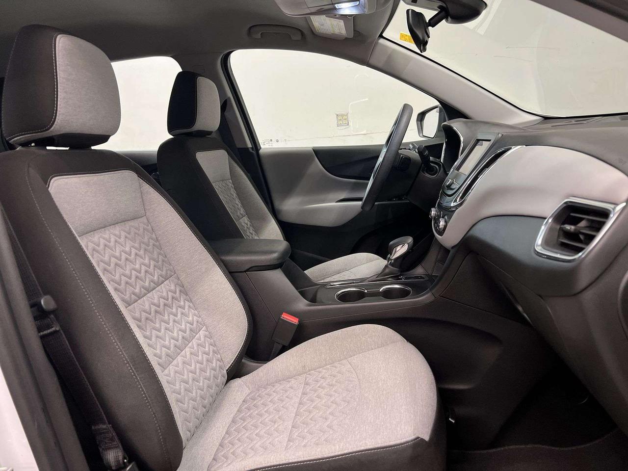 2023 Chevrolet Equinox AWD| HTD SEATS | CARPLAY | REMOTE START | ALLOYS Photo