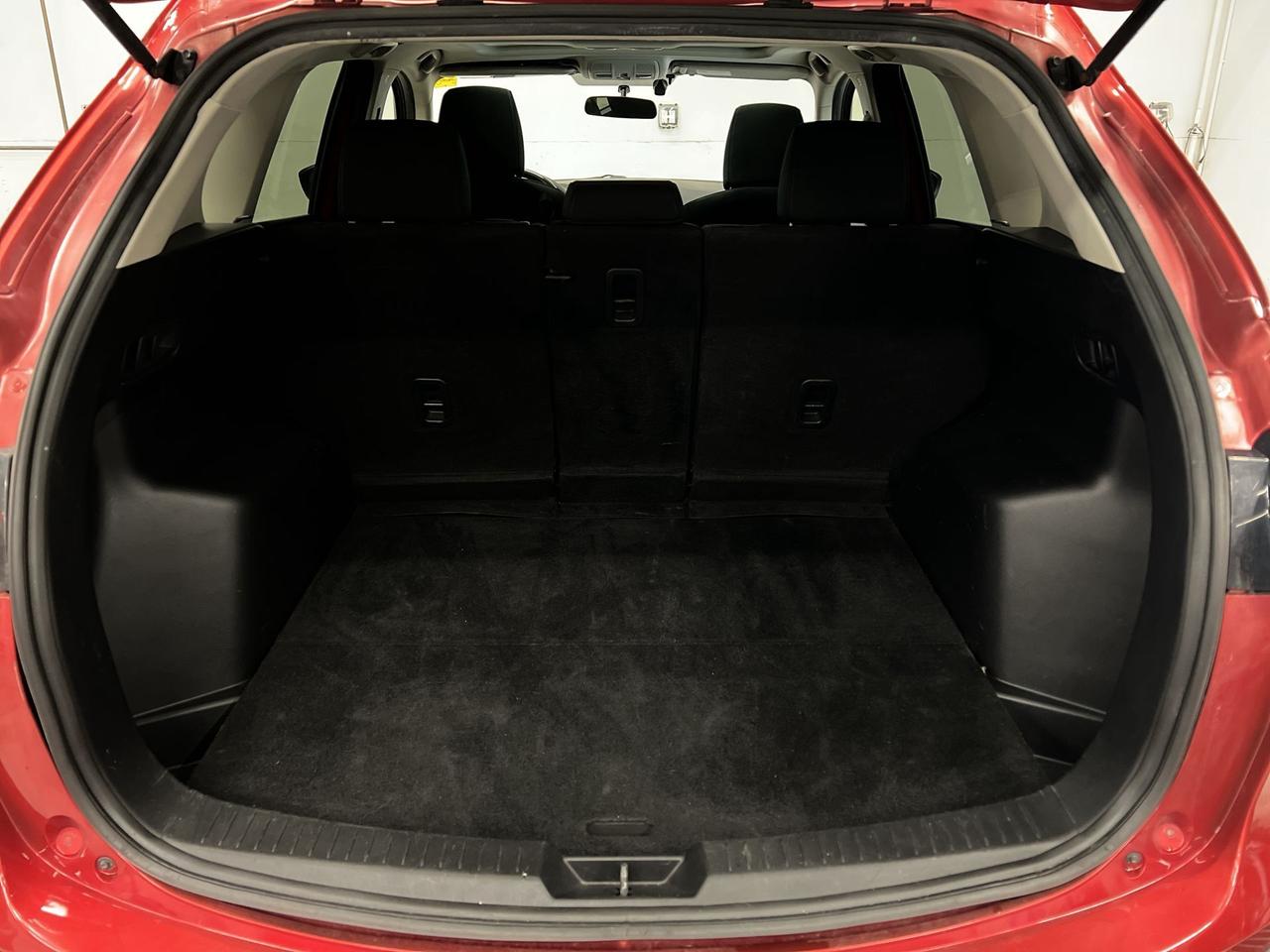 2016 Mazda CX-5 GS AWD| SUNROOF| HTD SEATS| ONLY 92,000KMS| NAV Photo