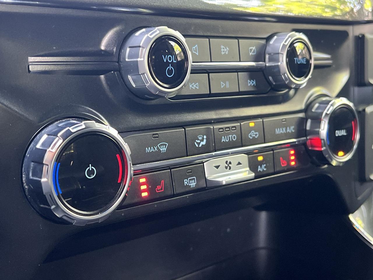 2022 Ford F-150 XLT SPORT 4X4| 3.5L V6| HTD SEATS| CREW| CARPLAY Photo