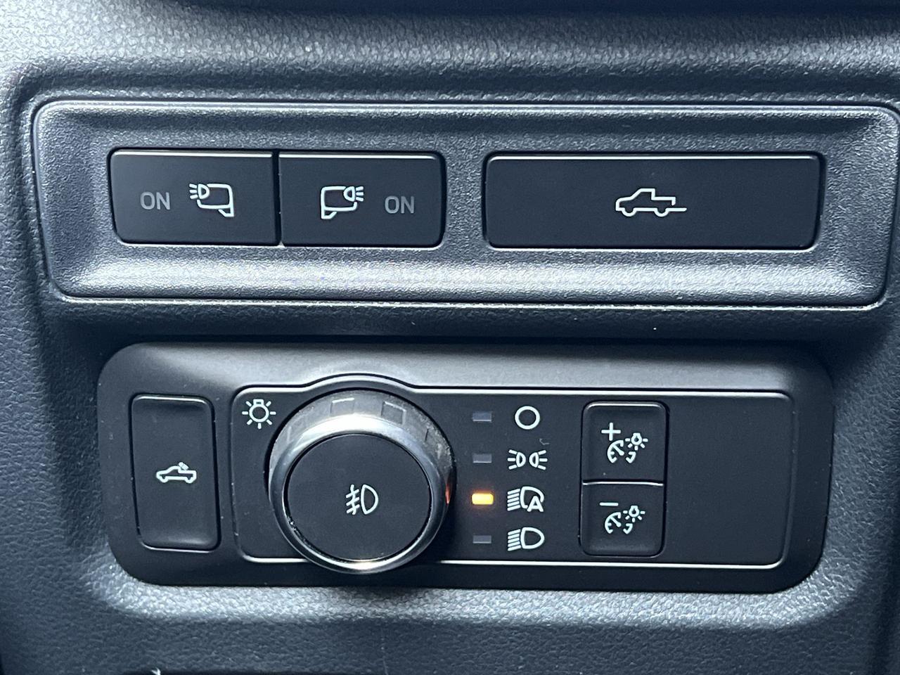 2022 Ford F-150 XLT SPORT 4X4| 3.5L V6| HTD SEATS| CREW| CARPLAY Photo