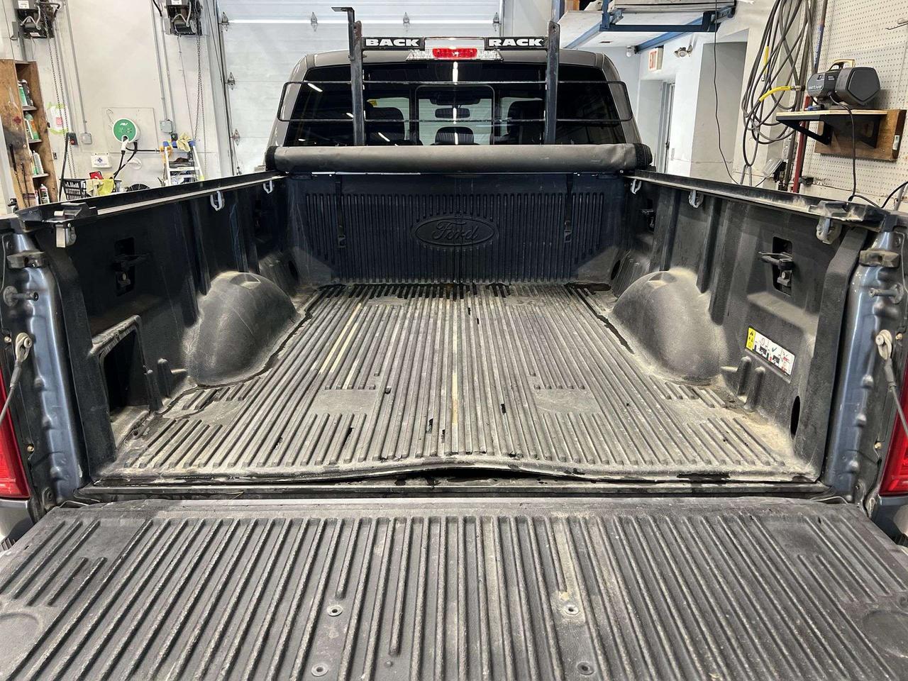 2022 Ford F-150 XLT SPORT 4X4| 3.5L V6| HTD SEATS| CREW| CARPLAY Photo