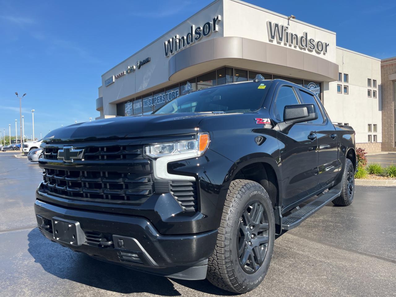 Used 2023 Chevrolet Silverado 1500  for sale in Windsor, ON