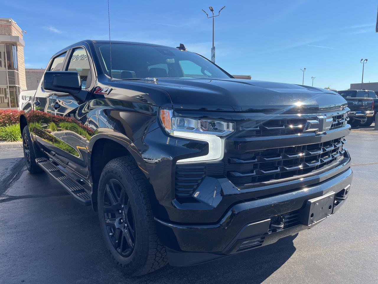 2023 Chevrolet Silverado 1500 RST / Z71 / DURAMAX / DIGITAL DASH / HTD SEATS Photo2