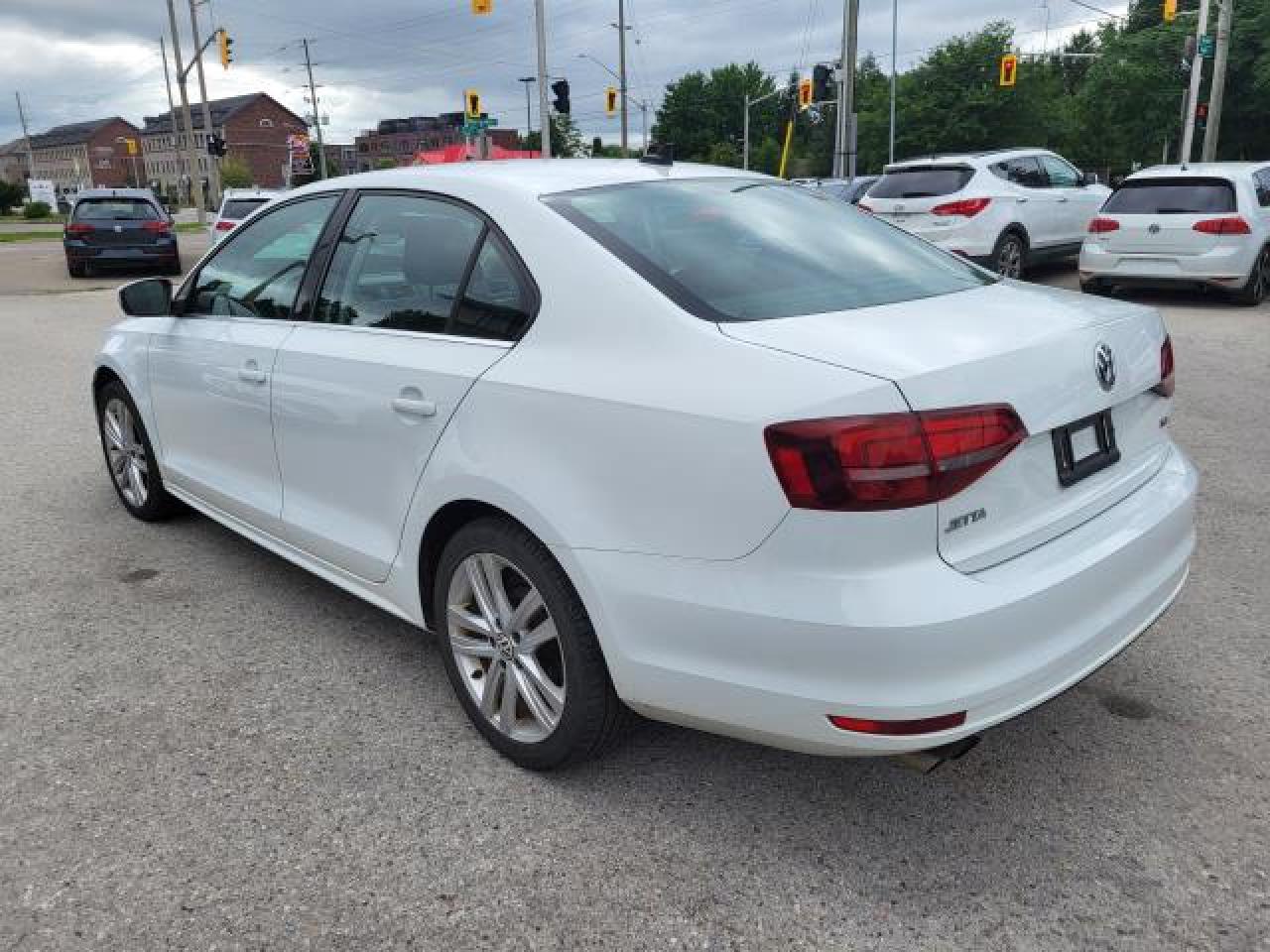 2016 Volkswagen Jetta HIGHLINE Photo5