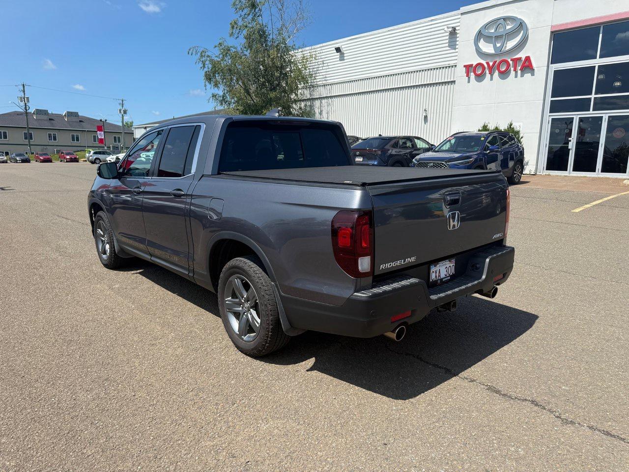 2023 Honda Ridgeline EX-L Photo4