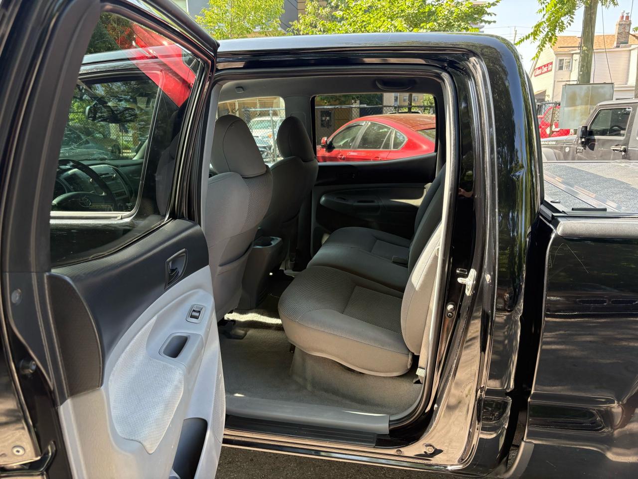 2011 Toyota Tacoma TRD CREWCAB - 4X4 - Photo #12