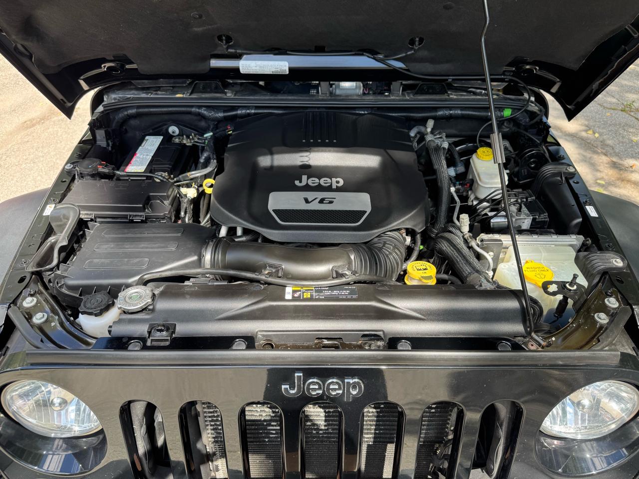 2017 Jeep Wrangler Rubicon - 4X4 - Photo #18