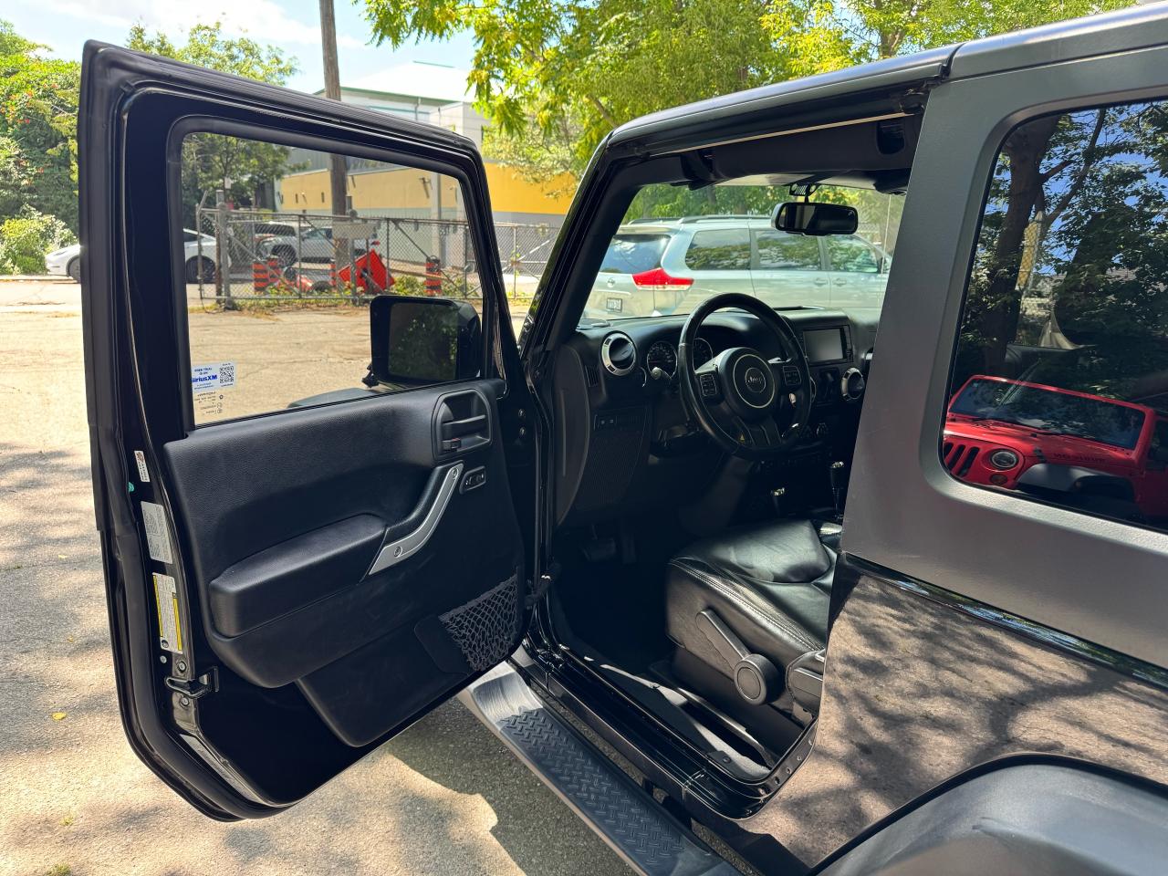 2017 Jeep Wrangler Rubicon - 4X4 - Photo #9