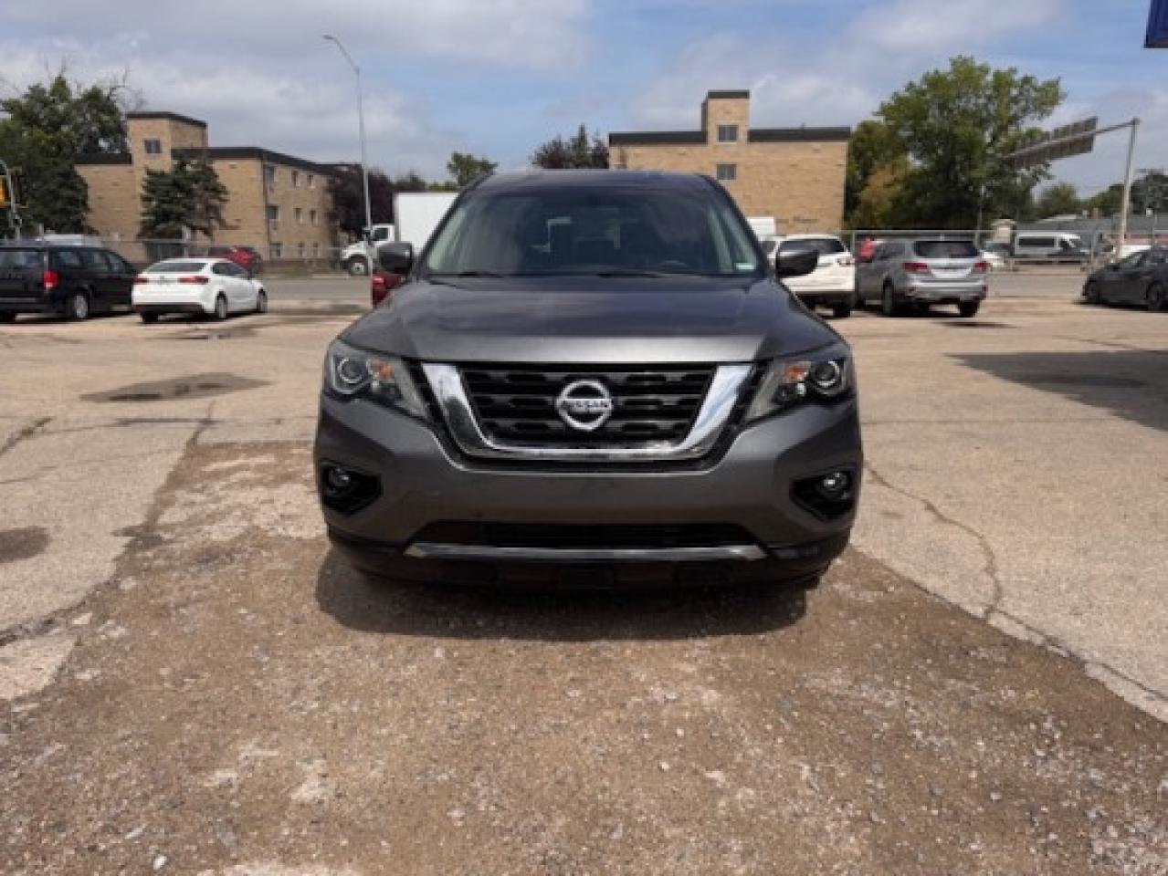 Used 2017 Nissan Pathfinder S 4dr 4x4 CVT for sale in Winnipeg, MB