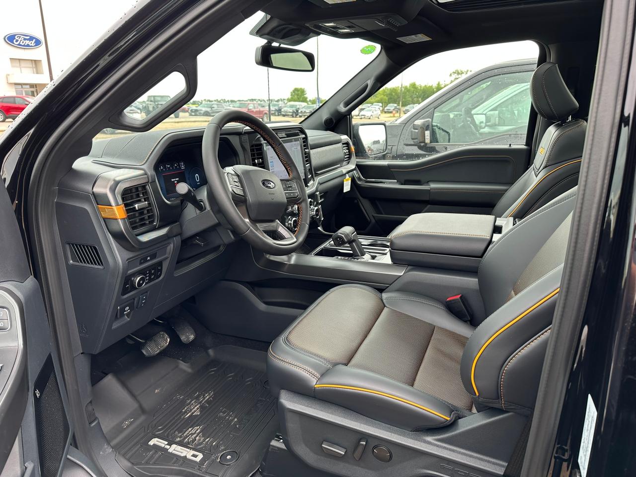 2025 Ford F-150 TREMOR 4WD SuperCrew 5.5' Box 402A Photo5