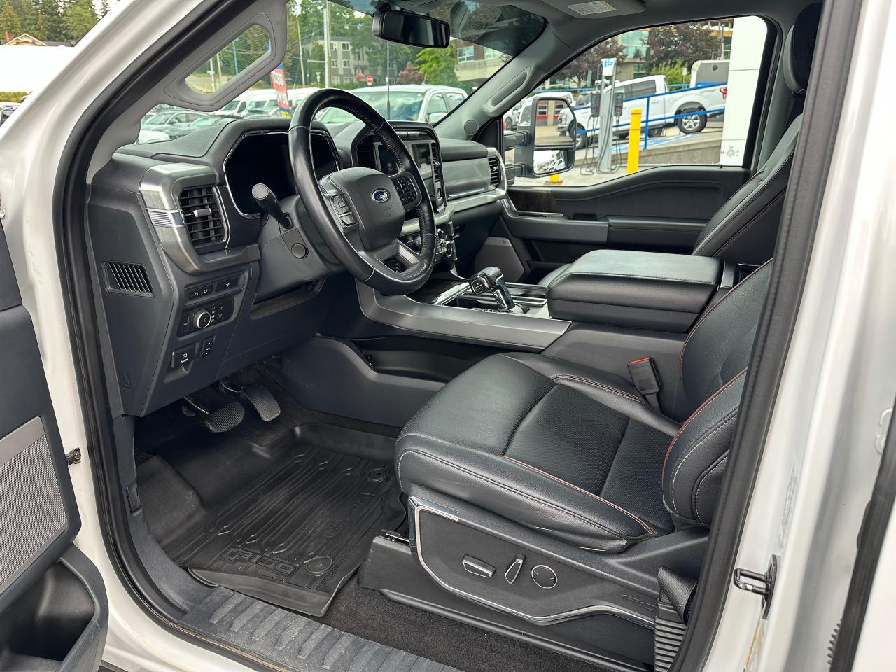 2022 Ford F-150 Lariat Photo5
