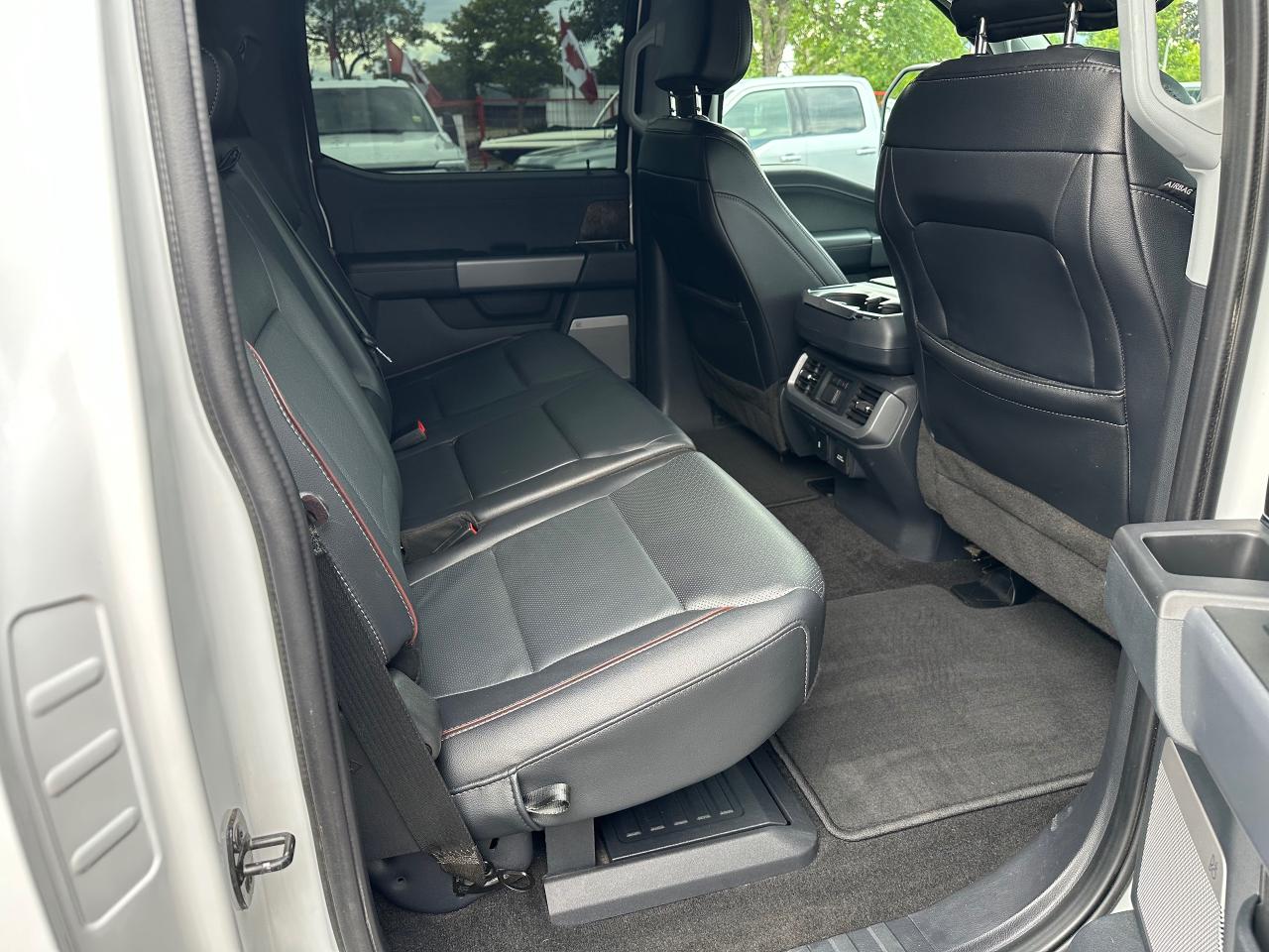 2022 Ford F-150 Lariat Photo5