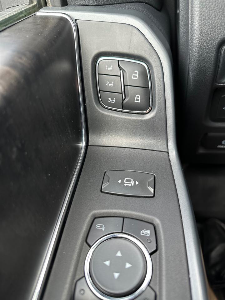 2022 Ford F-150 Lariat Photo5
