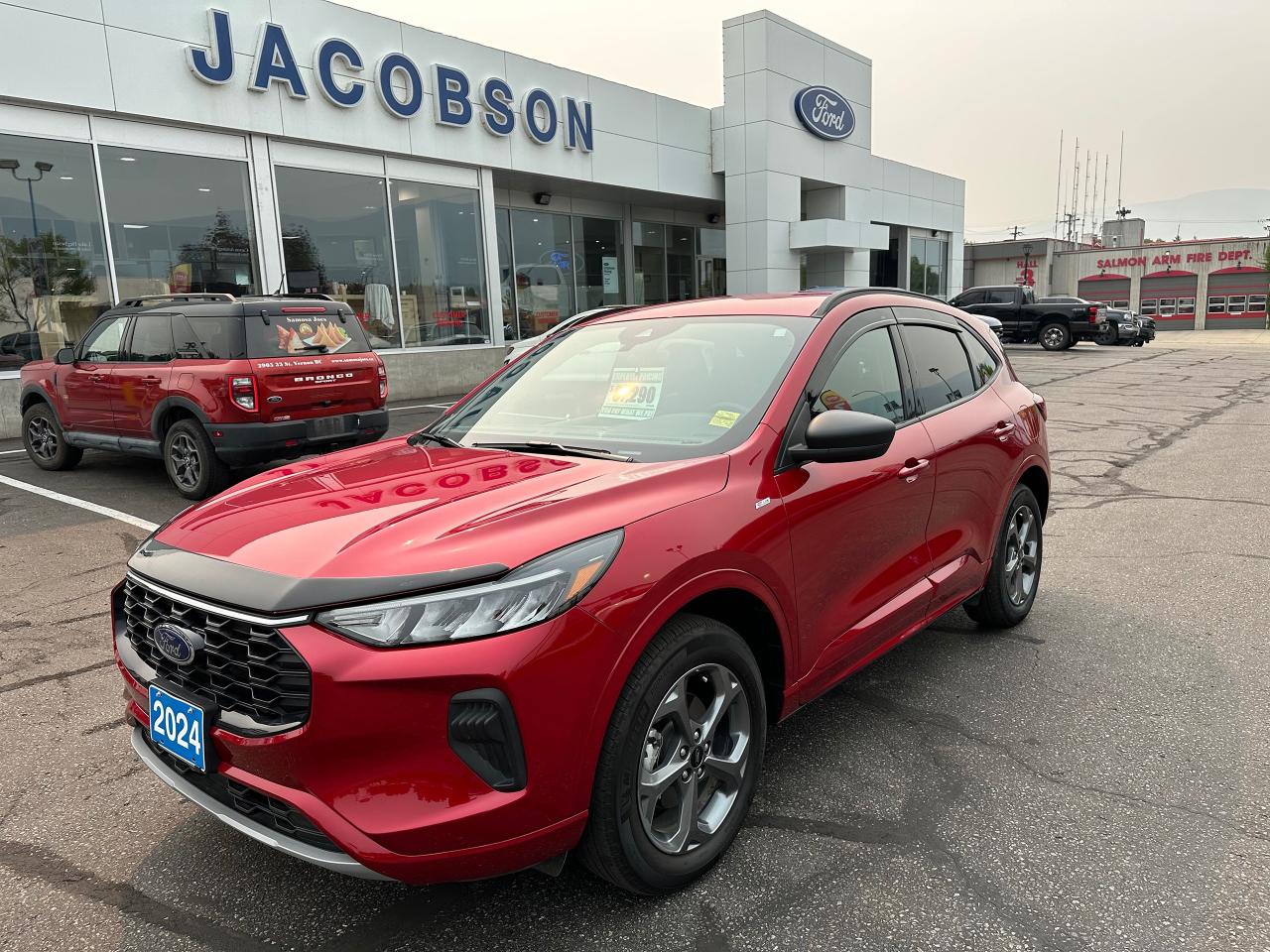 2024 Ford Escape ST-Line Photo0
