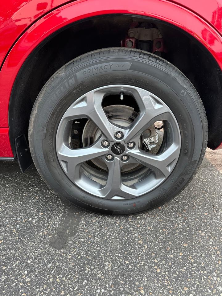 2024 Ford Escape ST-Line Photo5