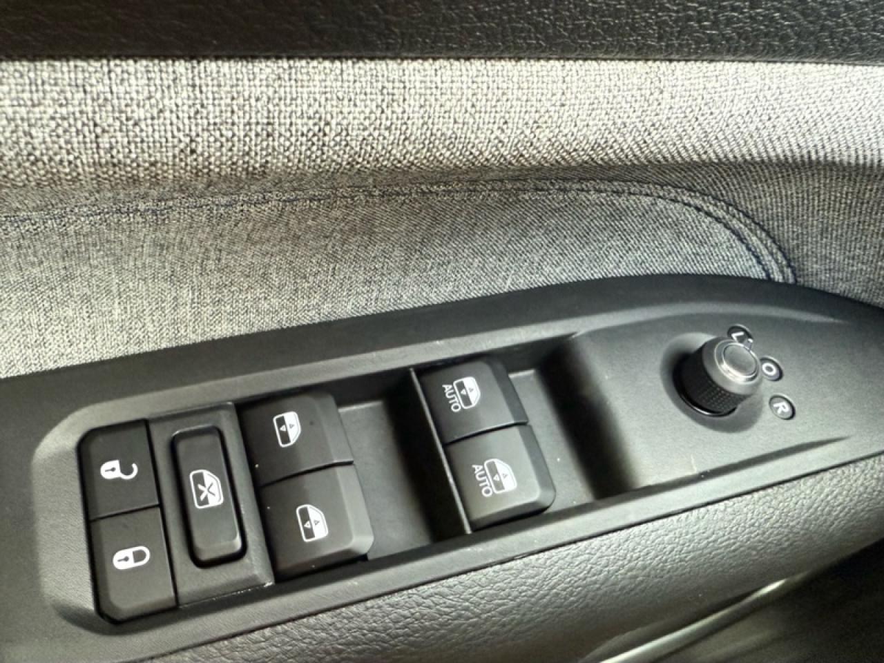 2025 Jeep Compass North  -  Remote Start Photo