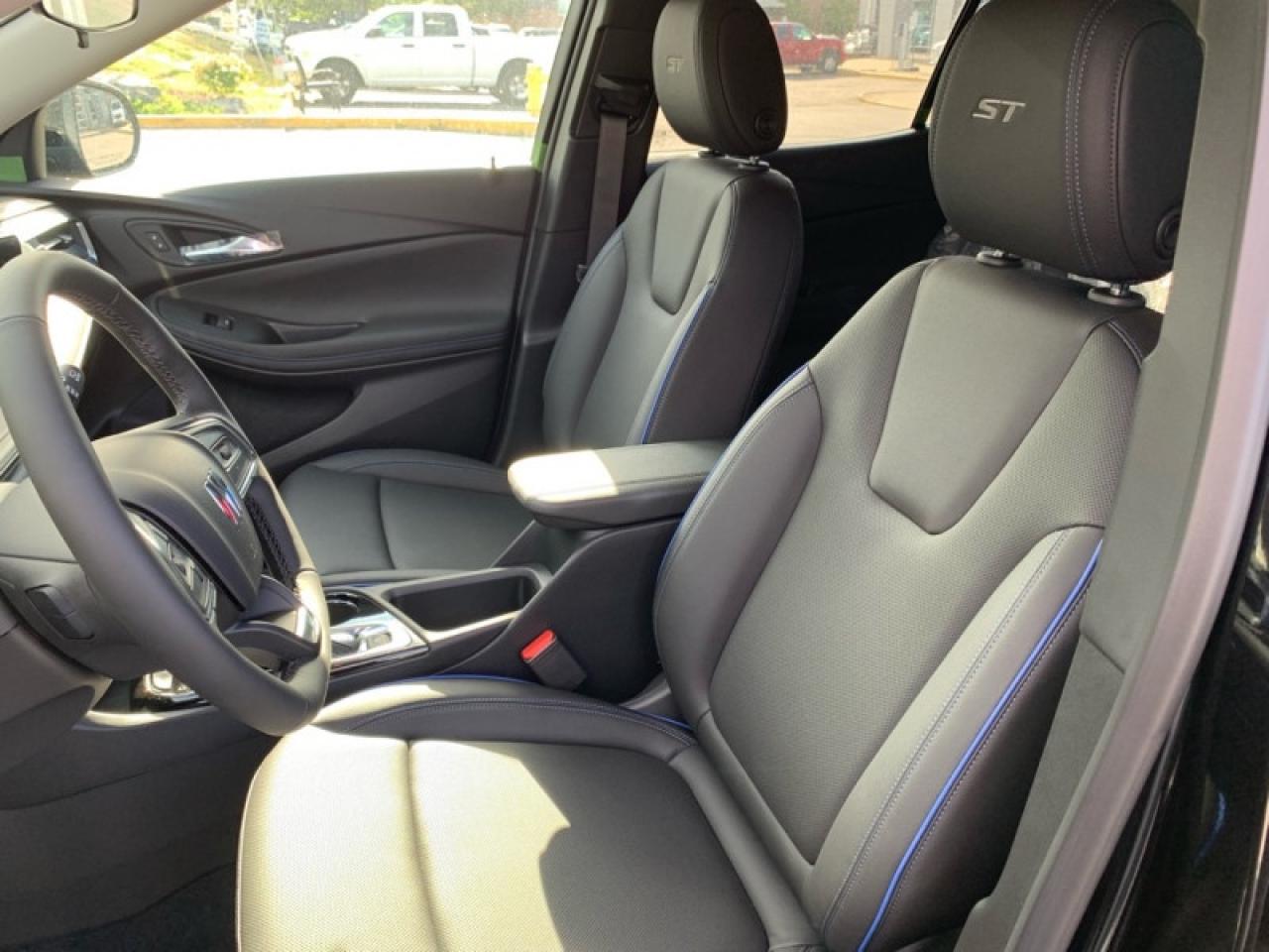 2026 Buick Encore GX Sport Touring Photo