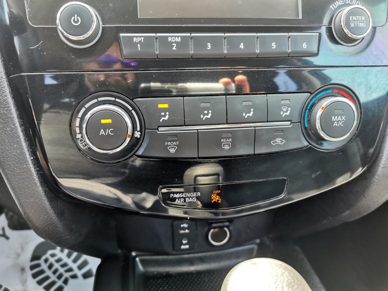 2015 Nissan Rogue S - Photo #18