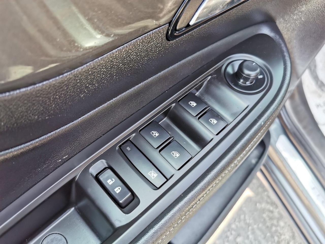 2017 Buick Encore Essence - Photo #10