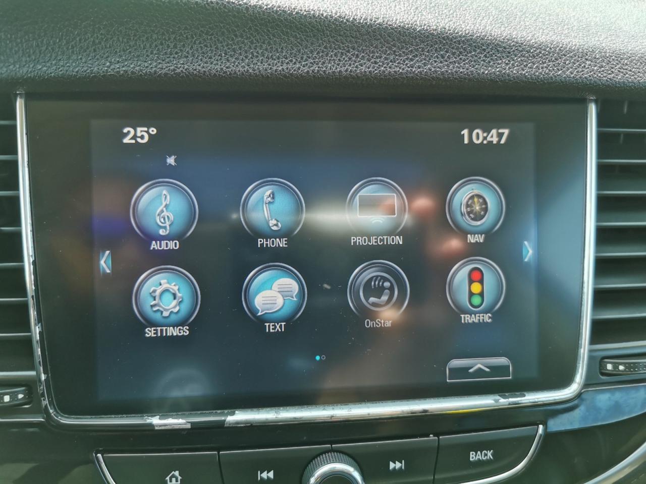 2017 Buick Encore Essence - Photo #31
