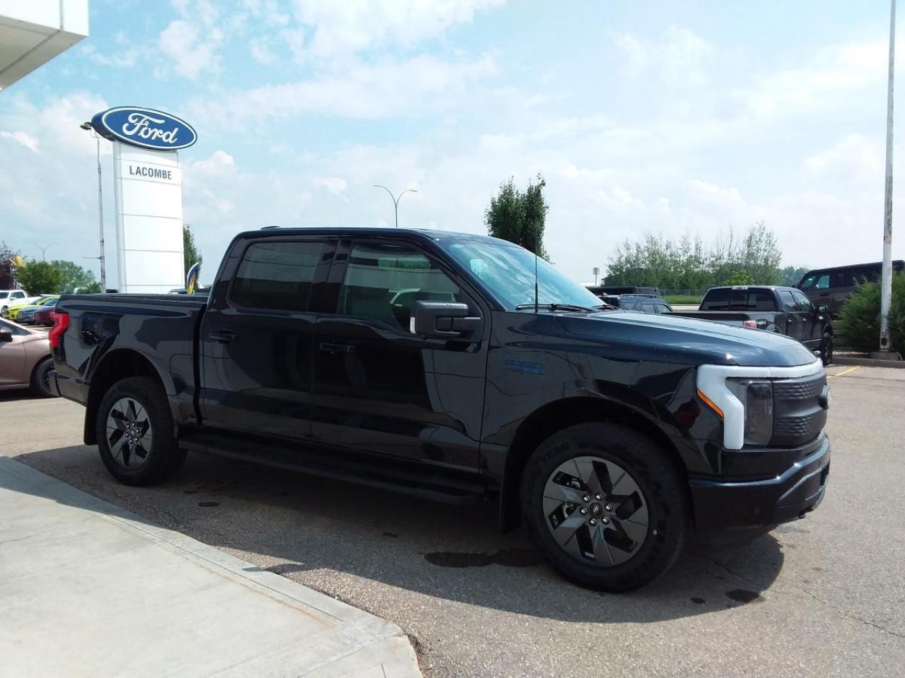 New 2025 Ford F-150 Lightning Flash for sale in Lacombe, AB