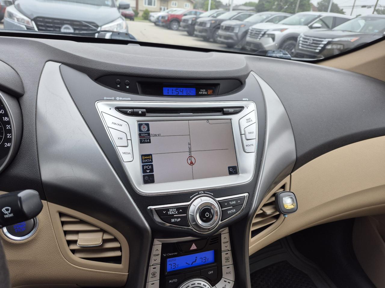 2011 Hyundai Elantra Limited AS IS Photo9