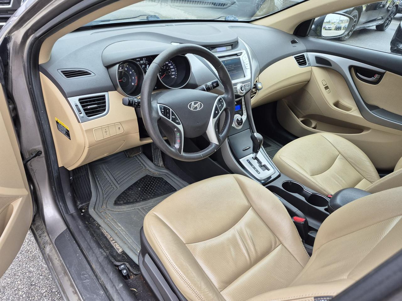 2011 Hyundai Elantra Limited AS IS Photo6