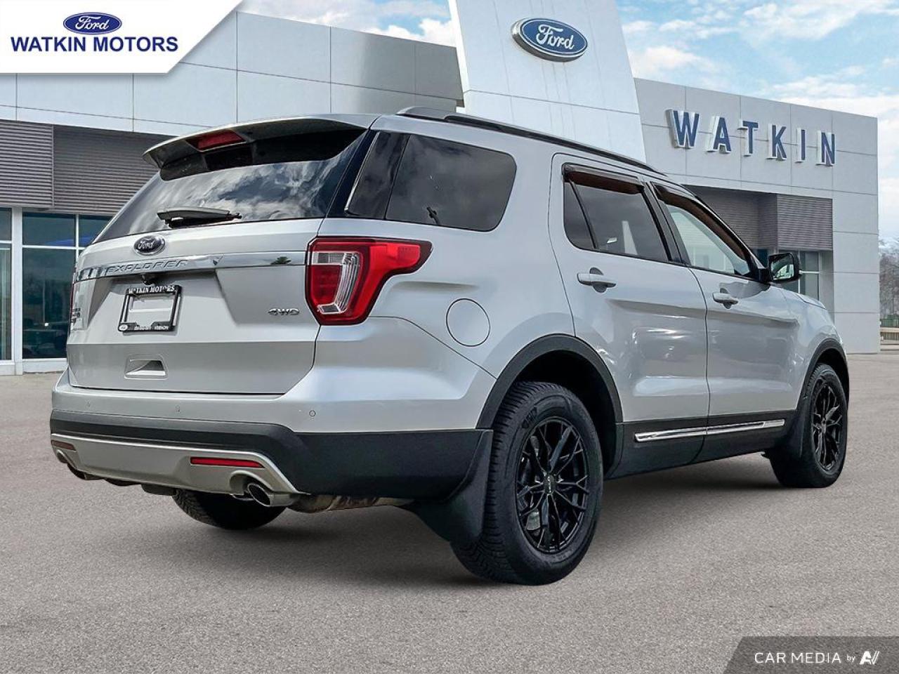 2017 Ford Explorer 4WD XLT Photo4