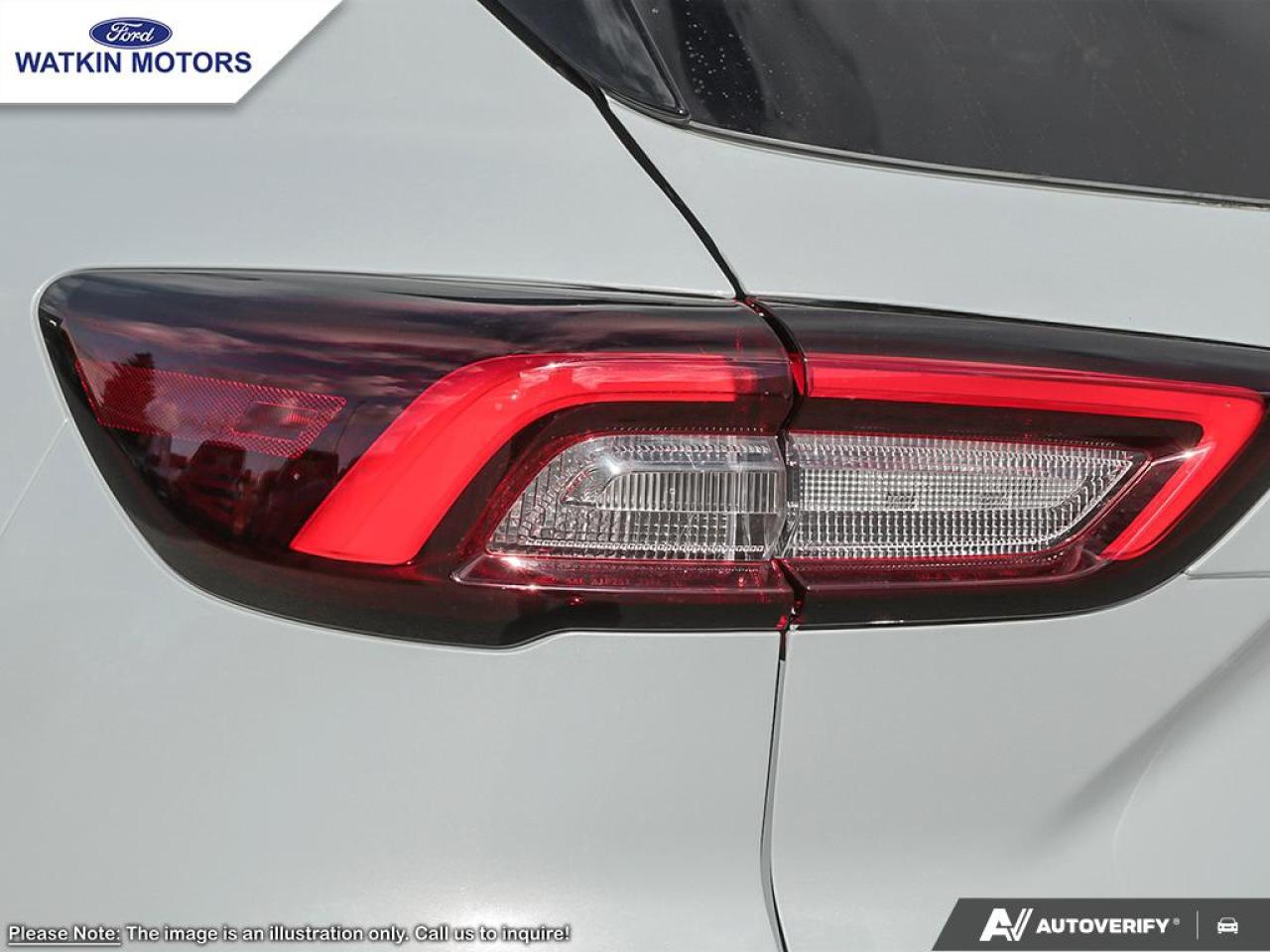 2025 Ford Escape PHEV Photo25