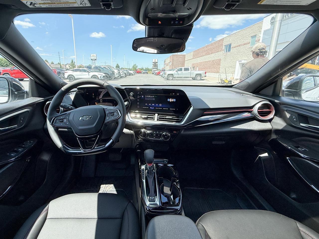 2025 Chevrolet Trax 2RS 1.2L 3 CYL WITH REMOTE START/ENTRY, SUNROOF, HEATED SEATS, HEATED STEERING WHEEL, APPLE CARPLAY AND ANDROID AUTO Photo