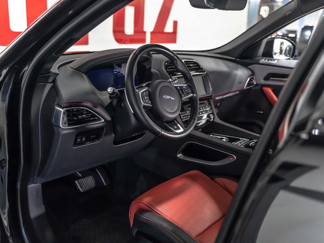 2020 Jaguar F-PACE $305 BI WEEKLY R-Sport|25t|ADAPT CRUISE|PARK ASSIST|360CAM|MERIDIAN|22INCH Photo4