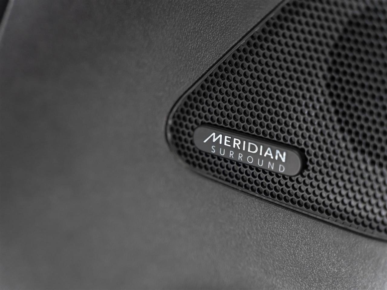 2020 Jaguar F-PACE $305 BI WEEKLY R-Sport|25t|ADAPT CRUISE|PARK ASSIST|360CAM|MERIDIAN|22INCH Photo