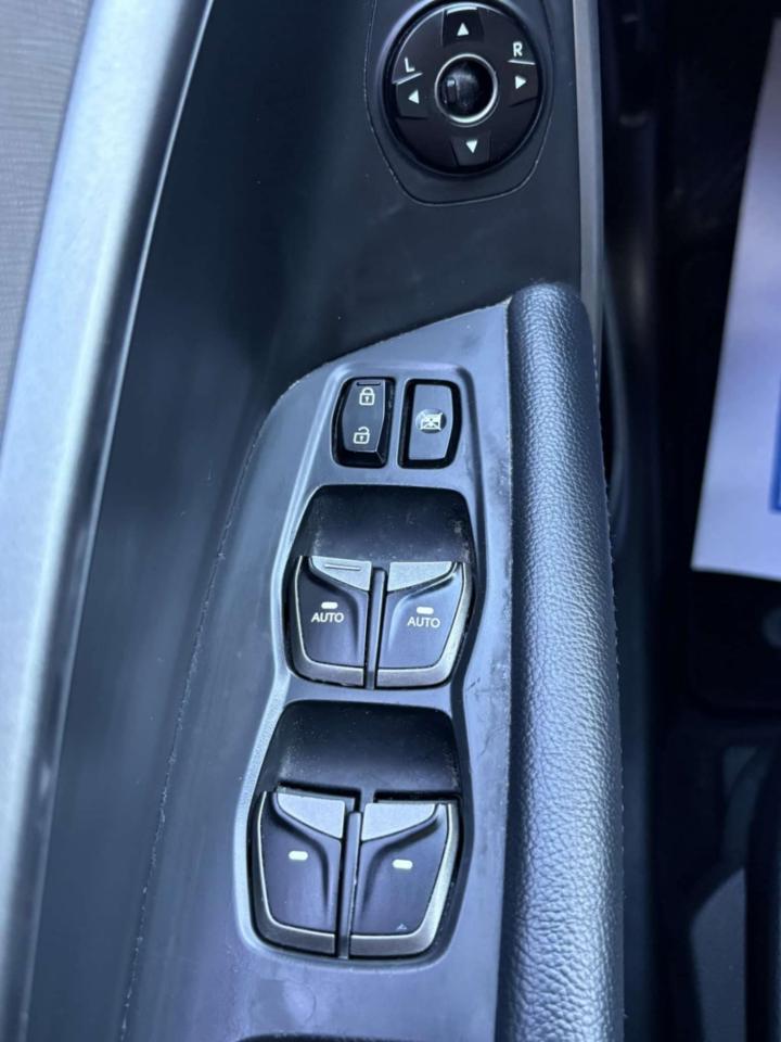 2016 Hyundai Santa Fe  Photo34