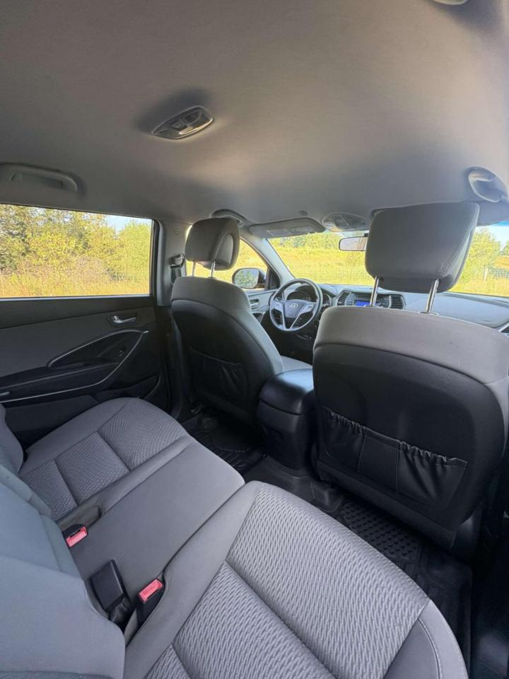 2016 Hyundai Santa Fe  Photo29