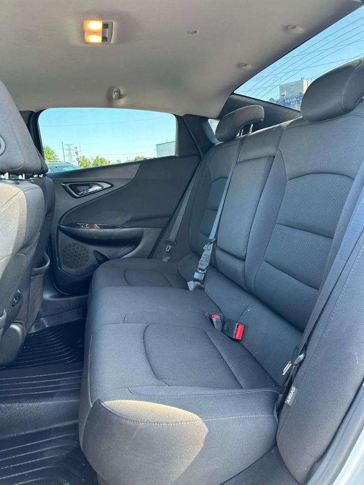 2019 Chevrolet Malibu LT - Photo #12