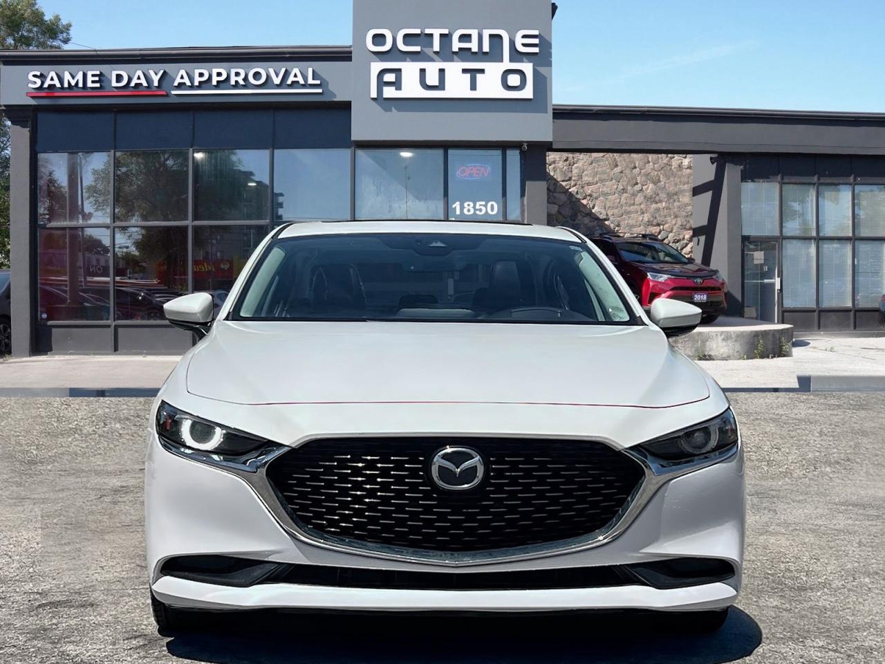 2019 Mazda MAZDA3 GT - Photo #2
