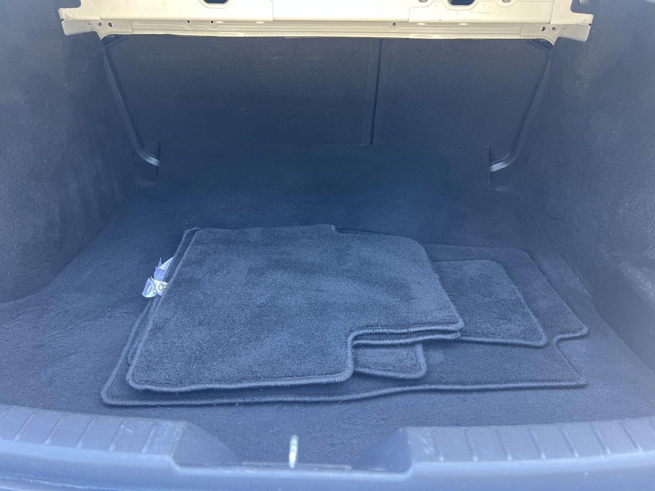 2019 Mazda MAZDA3 GT - Photo #4