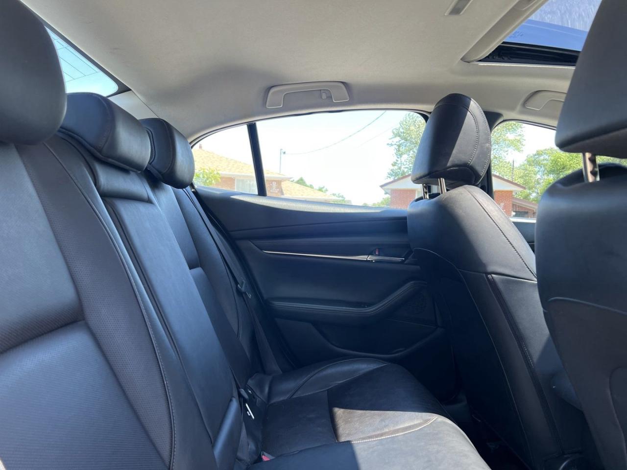 2019 Mazda MAZDA3 GT - Photo #8