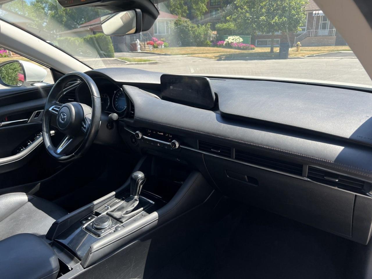 2019 Mazda MAZDA3 GT - Photo #10