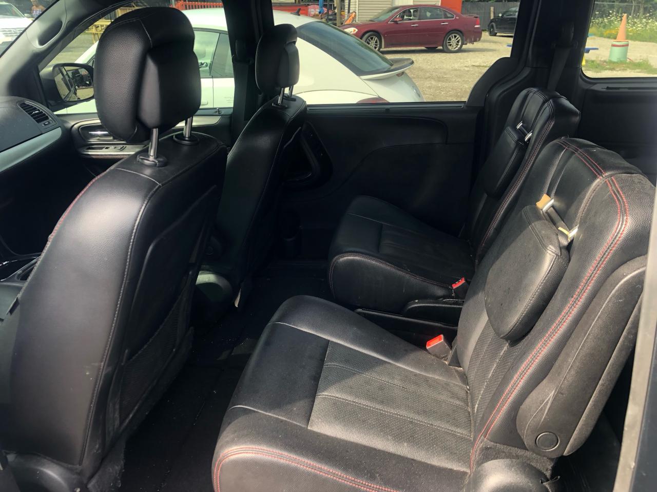 2017 Dodge Grand Caravan GT - Photo #6