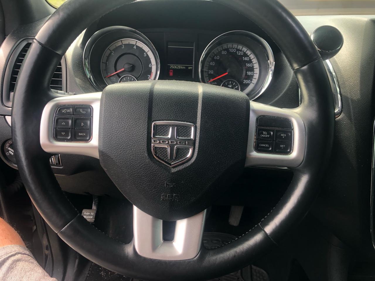 2017 Dodge Grand Caravan GT - Photo #10