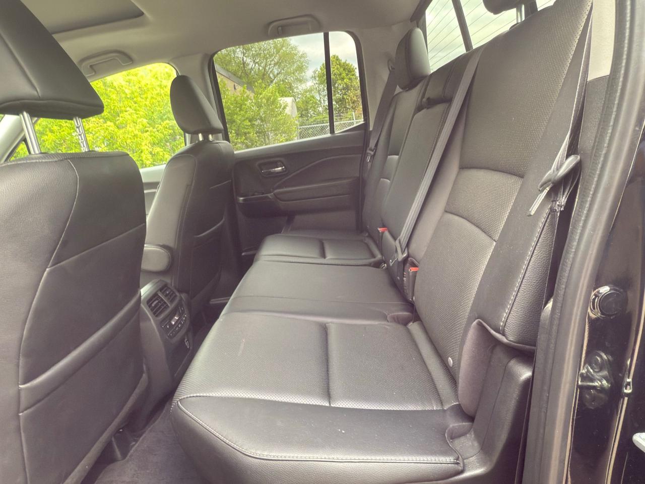 2020 Honda Ridgeline TOURING - Photo #12
