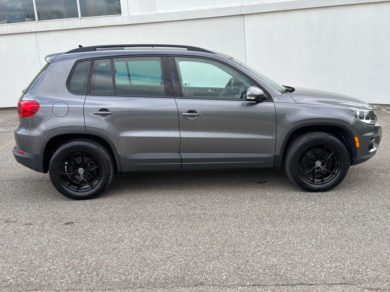 2012 Volkswagen Tiguan Trendline - Photo #4