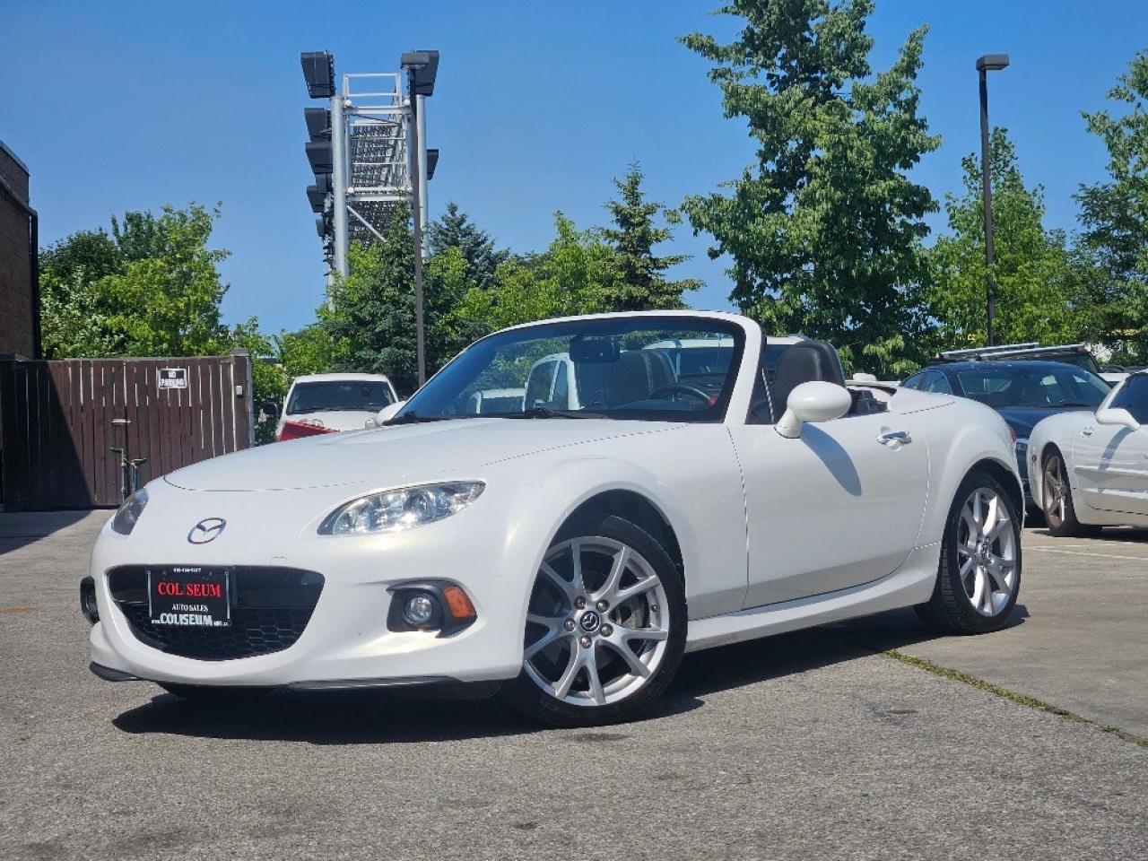 Used 2013 Mazda Miata MX-5 GT-HARD TOP CONVERTIBLE-6 SPEED for sale in Toronto, ON