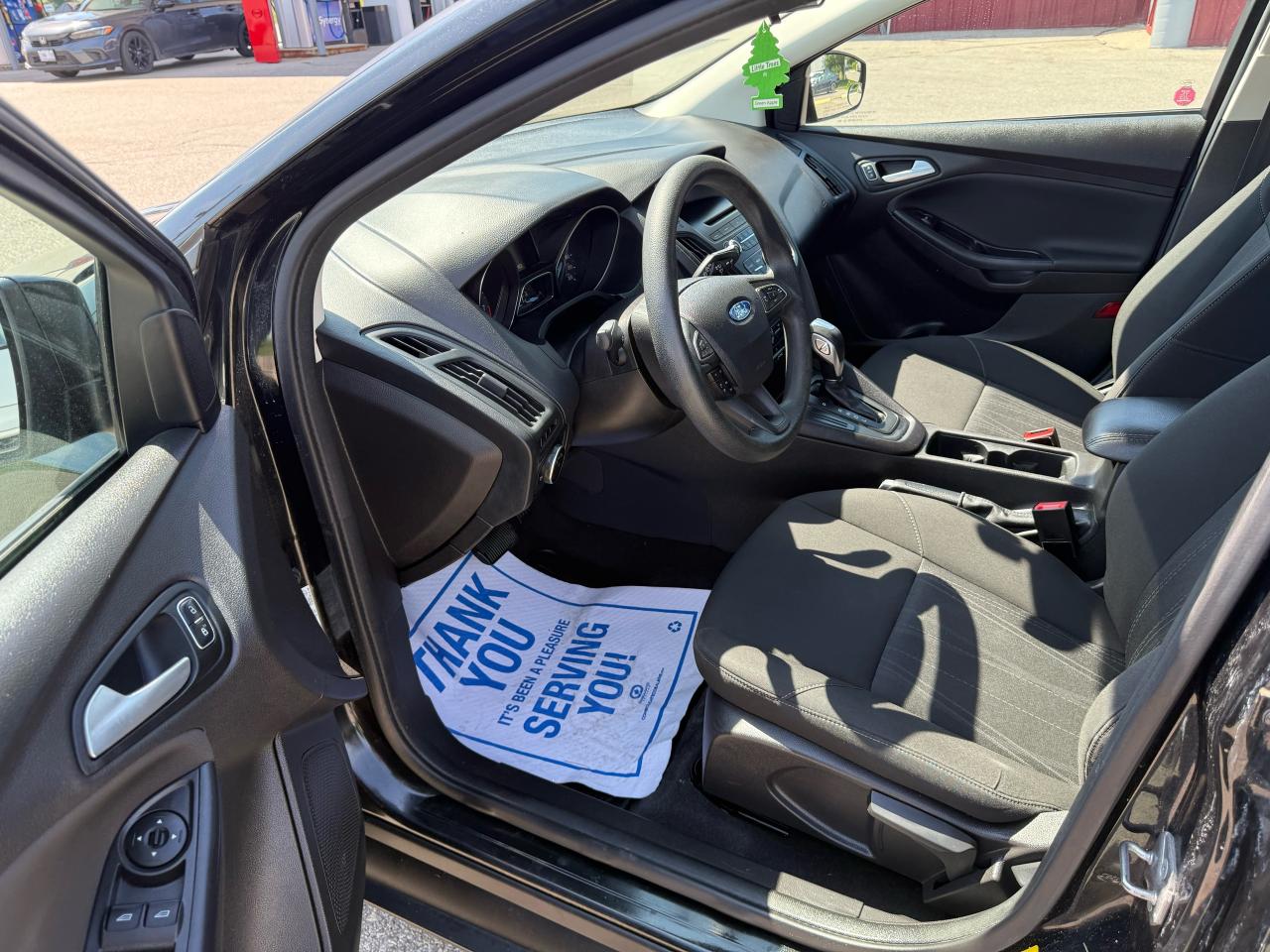 2015 Ford Focus SE - Photo #13