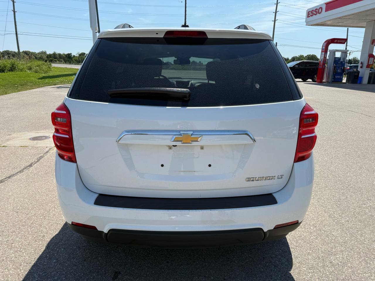2016 Chevrolet Equinox LT - Photo #9