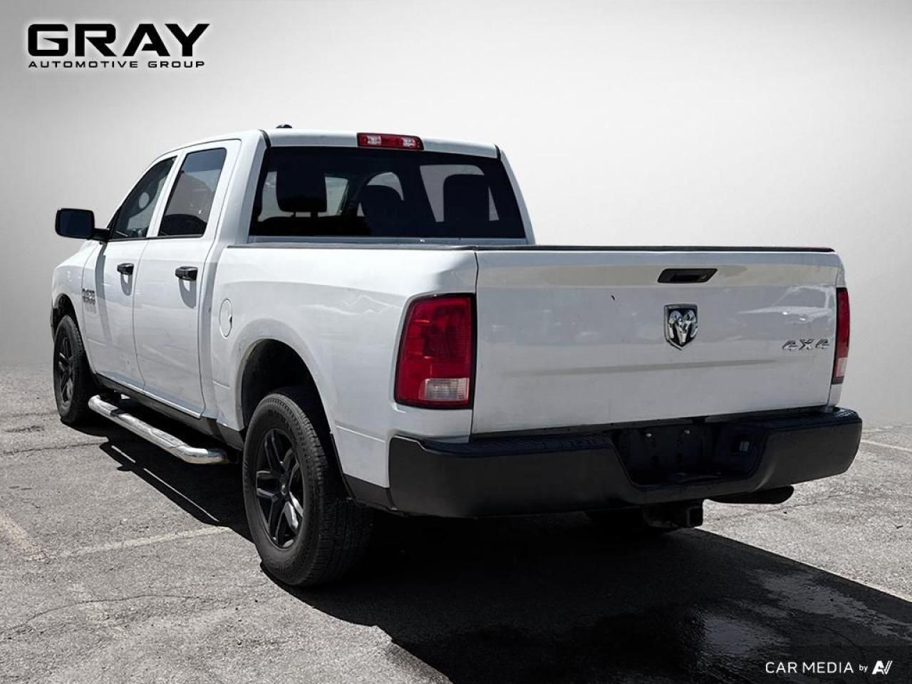 2013 RAM 1500 ST Crew/5.7L V8/CERTIFIED Photo2